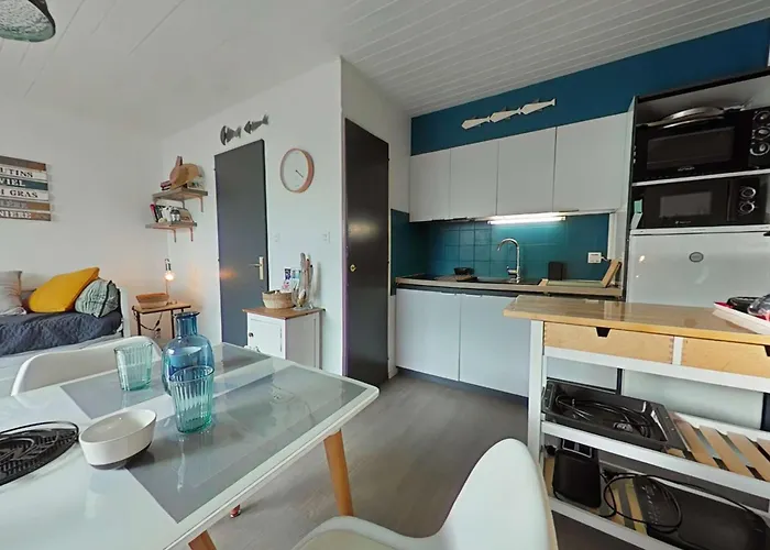 Renove A 2 Pas De La Avec Terrasse Privee, Parking Et Menage Inclus - - Fr-1-224b-36 아파트 누아르무티에 앙 릴