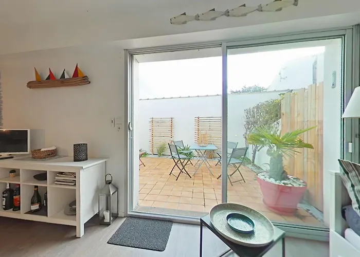 Renove A 2 Pas De La Avec Terrasse Privee, Parking Et Menage Inclus - - Fr-1-224b-36 아파트