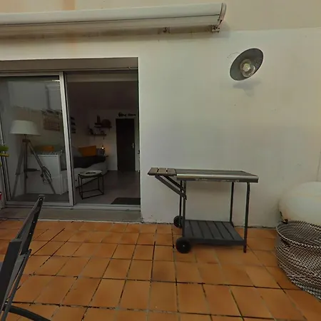 Rénové à 2 Pas De La Avec Terrasse Privée, Parking Et Ménage Inclus - - Fr-1-224b-36