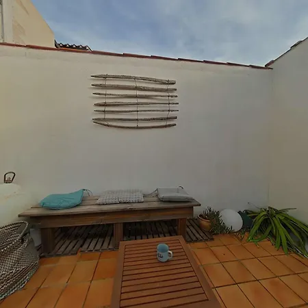 Apartamento Rénové à 2 Pas De La Avec Terrasse Privée, Parking Et Ménage Inclus - - Fr-1-224b-36 *