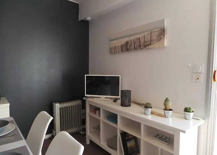 Rénové à 2 Pas De La Avec Terrasse Privée, Parking Et Ménage Inclus - - Fr-1-224b-36 Apartamento Noirmoutier-en-l'Île